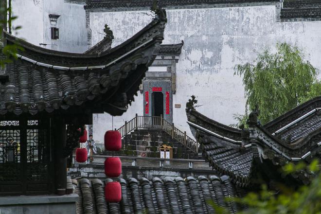 中国唯一穿汉服才能进的园林 游客打招呼以古语相称火狐电竞(图2)