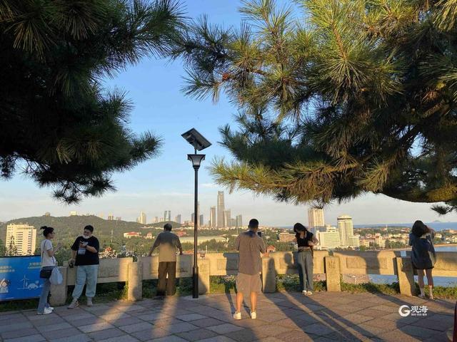 火狐电竞中秋假期怎么过？小鱼山览秋色小麦岛看夕阳(图1)