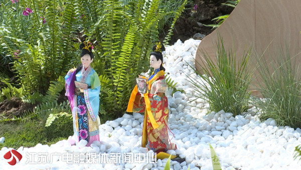 火狐电竞巧手妙思搭建的园林设计让这个初夏“透心凉”！(图1)