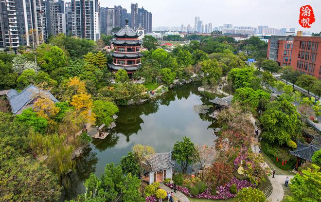 火狐电竞广东首富捐资3亿在最牛小镇建起一座园林如今免费对游客开放(图13)
