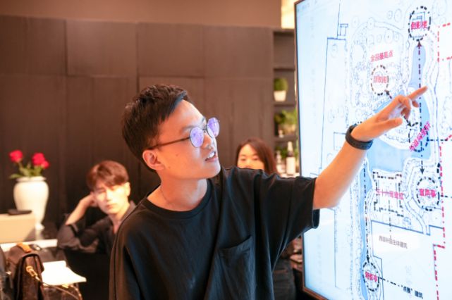 火狐电竞筑巢· 草木一夏 拙政之雅 与爱同行传递设计力量(图6)