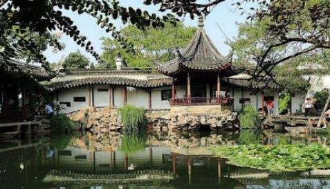美国无人机拍下苏州园火狐电竞林建筑引网友热议：这是“反人类设计”(图2)