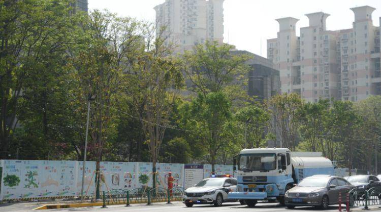 火狐电竞一起来探班！武宁南路沿线绿化恢复工程亮点→(图9)