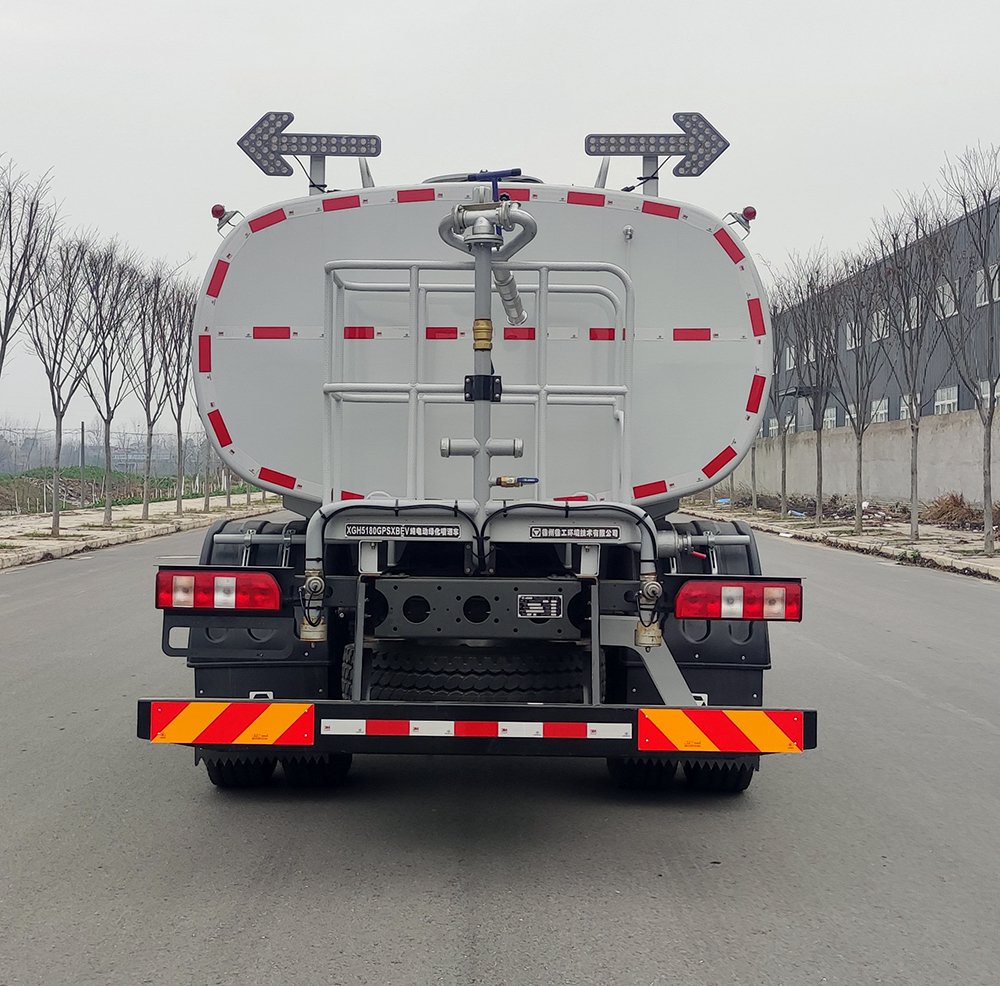 徐工牌XGH5180G火狐电竞PSXBEV型纯电动绿化喷洒车(图3)