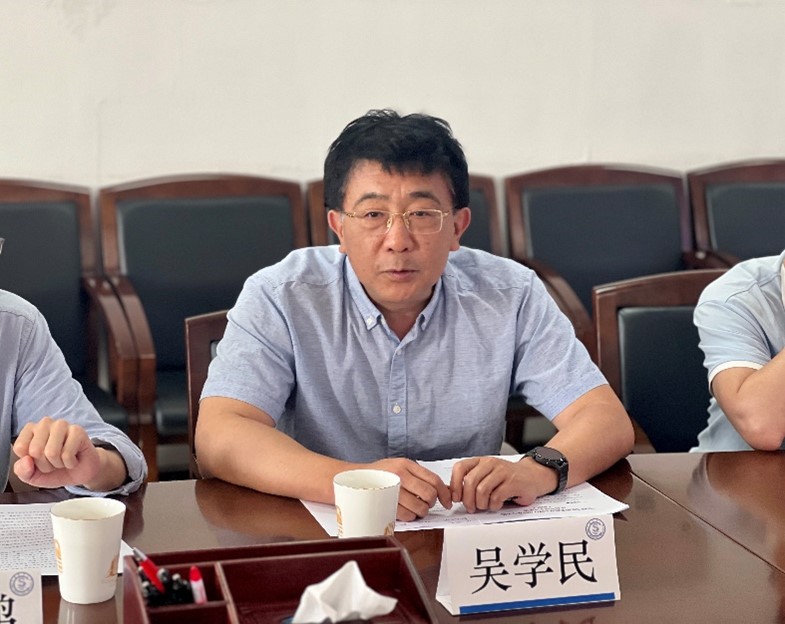 火狐电竞北京市园林绿化科学研究院一行来我校理学院座谈(图4)