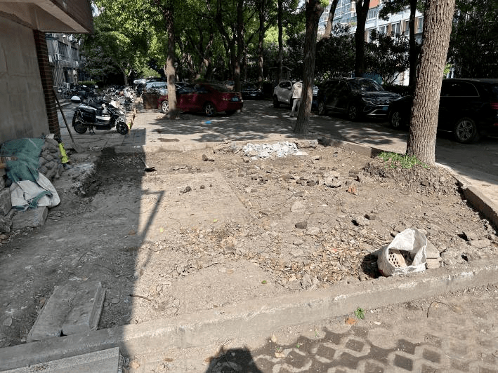 火狐电竞道路宽了行车安全了居民心里舒畅了！(图2)