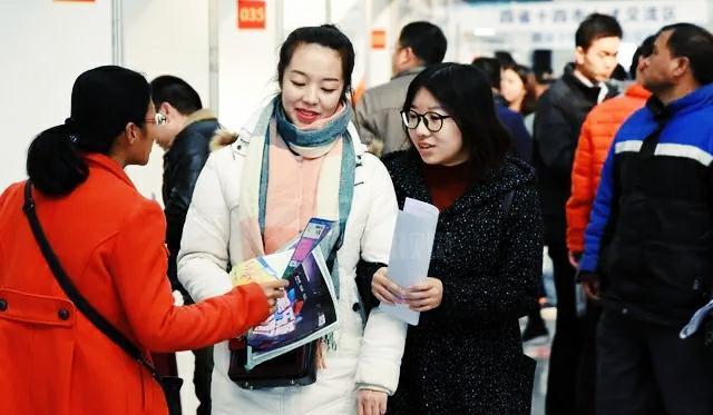 火狐电竞大学里很“坑人”的6个专业热门只是表象实则很难就业！(图1)