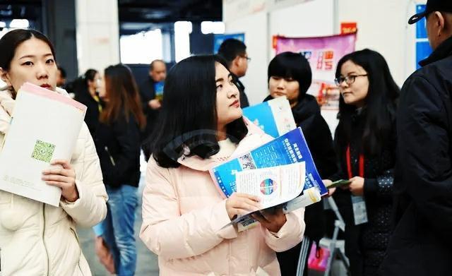 火狐电竞大学里很“坑人”的6个专业热门只是表象实则很难就业！(图3)