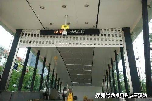 火狐电竞昆明现房别墅8大公园环绕采用新派云法设计园林景观打造高端人居标杆(图5)
