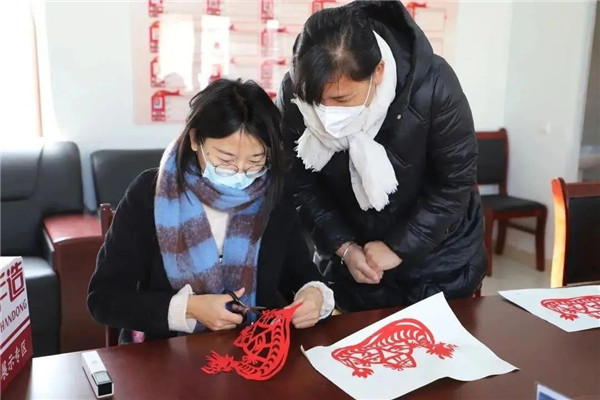 火狐电竞乡村振兴带头人 扎根基层展风采刘培涛：敲响铿锵领子鼓 扮靓文明新六村(图10)